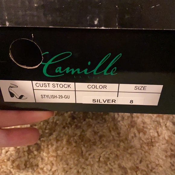 High heels - Picture 5 of 5